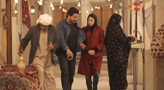 صورتک‌هایی بی‌رنگ / نگاهی به فیلم «آرایش غلیظ»