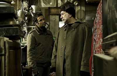 هیچ کجا هیچ کس