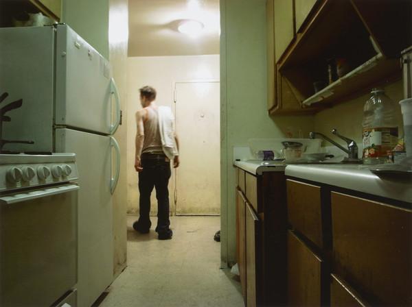 نمایشگاه گراهام مکیندو: در مسیر پاکی، تصاویر سراشیبی زندگی یک هنرمند